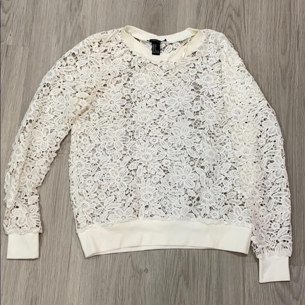 Forever 21 lace full sleeve top